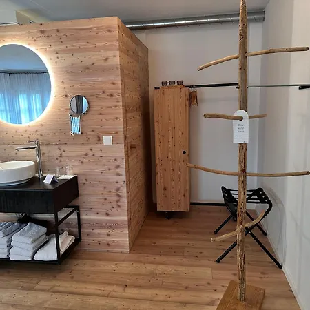 Hotel Gerhardhof By Alp Ami مكان تخييم *